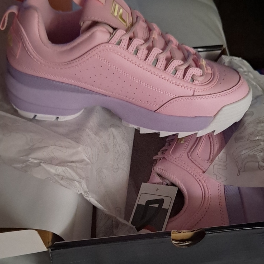 Fila sneaks